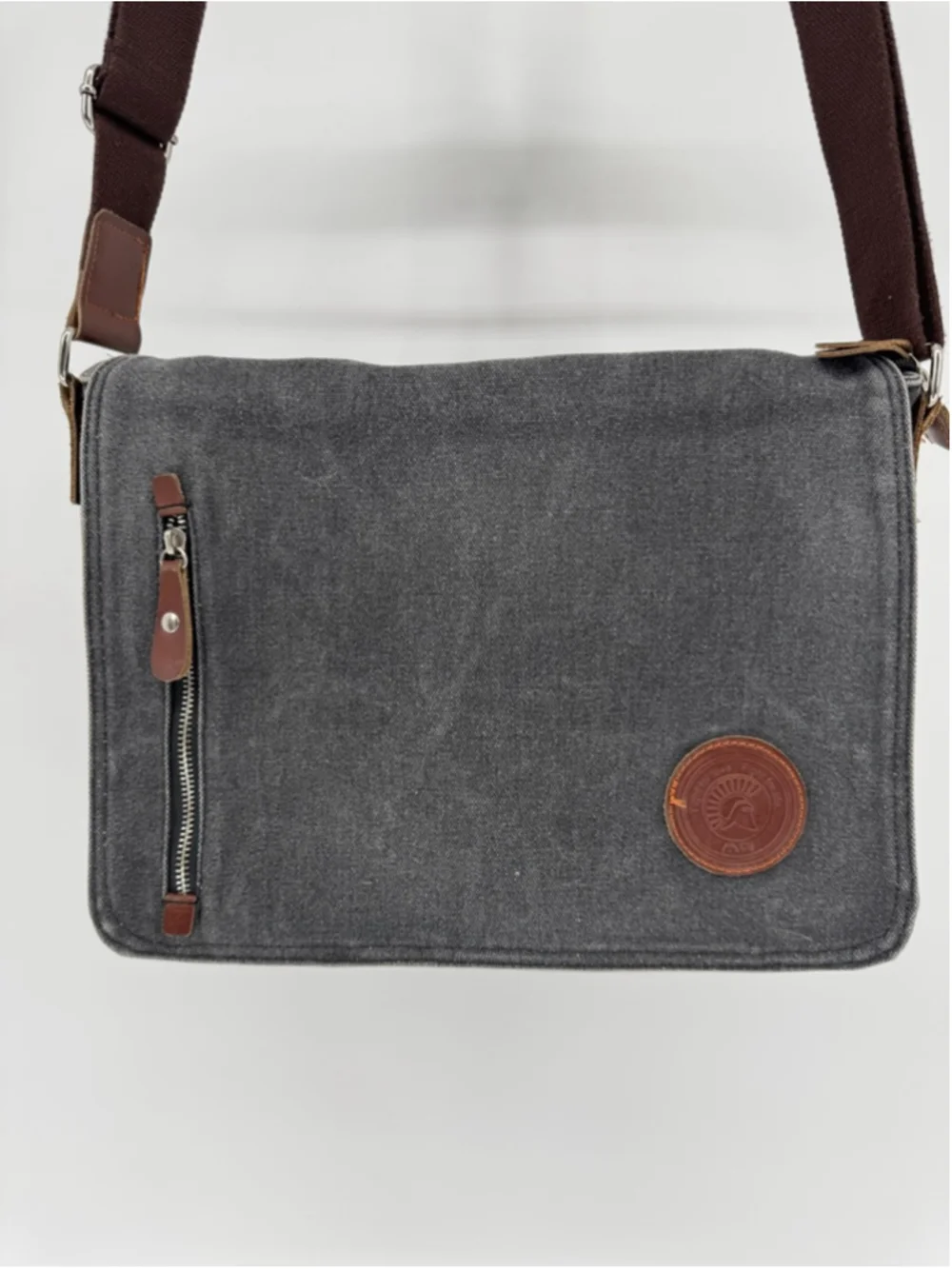 Augur Strauss & Co Gray Messenger Bag One Size with Brown Accents